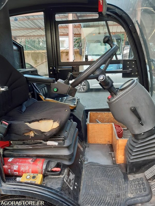 Mini laveuse Mathieu M10 - Xe tải tiện ích điện: hình 5 Mini laveuse Mathieu M10 - Xe tải tiện ích điện: hình 5