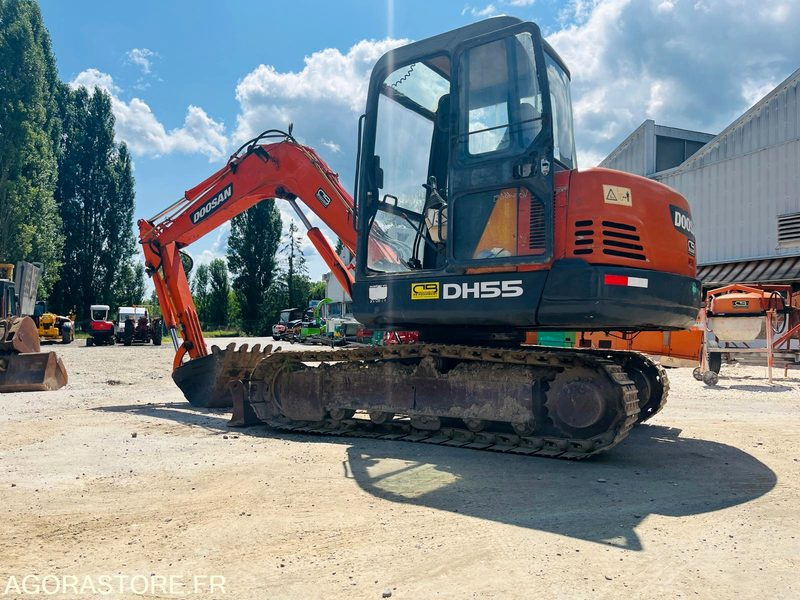 Mini pelle 5T DOOSAN DH55 - Année 2004 - Máy xúc: hình 3 Mini pelle 5T DOOSAN DH55 - Année 2004 - Máy xúc: hình 3