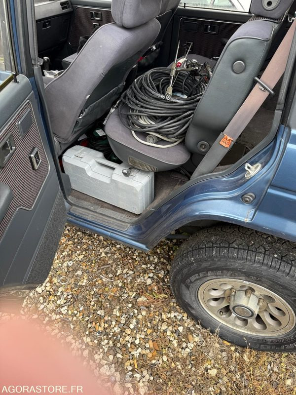 SUV Mitsubishi Pajero v6: hình 6