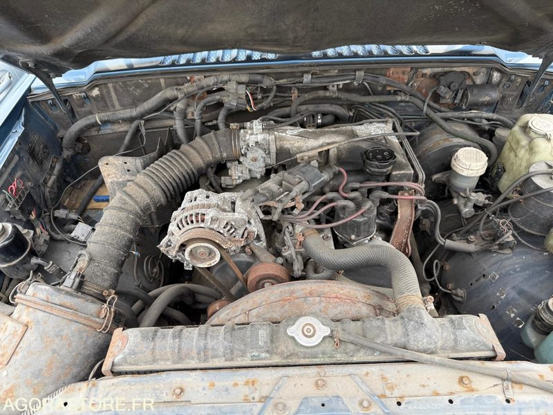 SUV Mitsubishi Pajero v6: hình 9