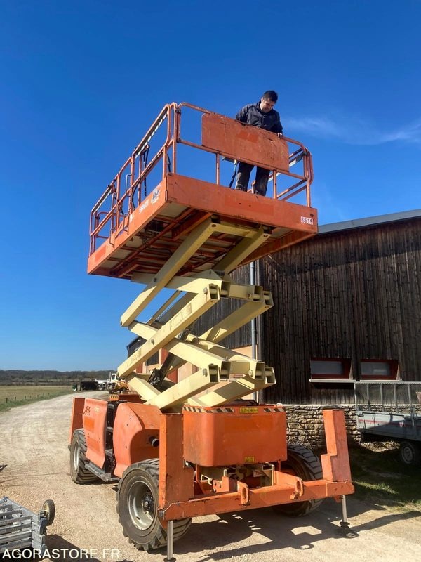 Nacelle JLG 3394RT - Máy nâng người hình kéo: hình 1 Nacelle JLG 3394RT - Máy nâng người hình kéo: hình 1