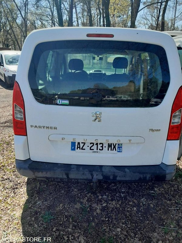PARTNER TEPEE II 1,6 Hdi 110 FAP LOISIRS - 258846 - 2010 - Xe hơi: hình 2 PARTNER TEPEE II 1,6 Hdi 110 FAP LOISIRS - 258846 - 2010 - Xe hơi: hình 2