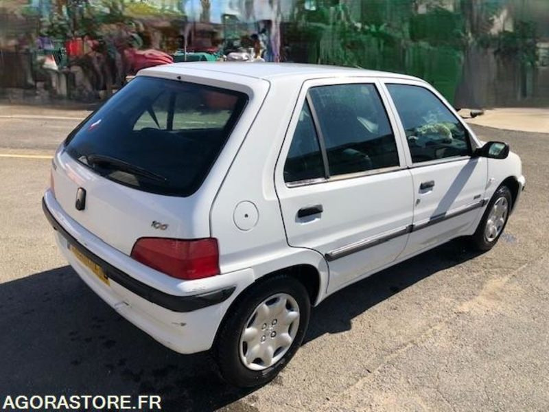 PEUGEOT 106 FINITION ZEN ESSENCE - Xe hơi: hình 3 PEUGEOT 106 FINITION ZEN ESSENCE - Xe hơi: hình 3