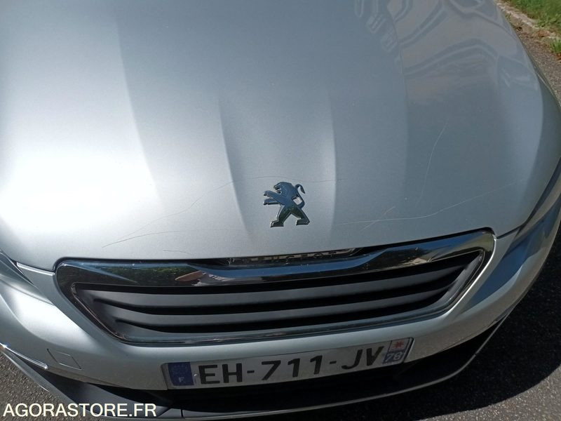 PEUGEOT 308 1.6 HDI - EH-711-JV - Xe hơi: hình 5 PEUGEOT 308 1.6 HDI - EH-711-JV - Xe hơi: hình 5