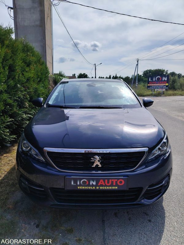 PEUGEOT 308 SW 1.2i PURETECH - 2019 - 68 590 KM - Xe hơi: hình 2 PEUGEOT 308 SW 1.2i PURETECH - 2019 - 68 590 KM - Xe hơi: hình 2