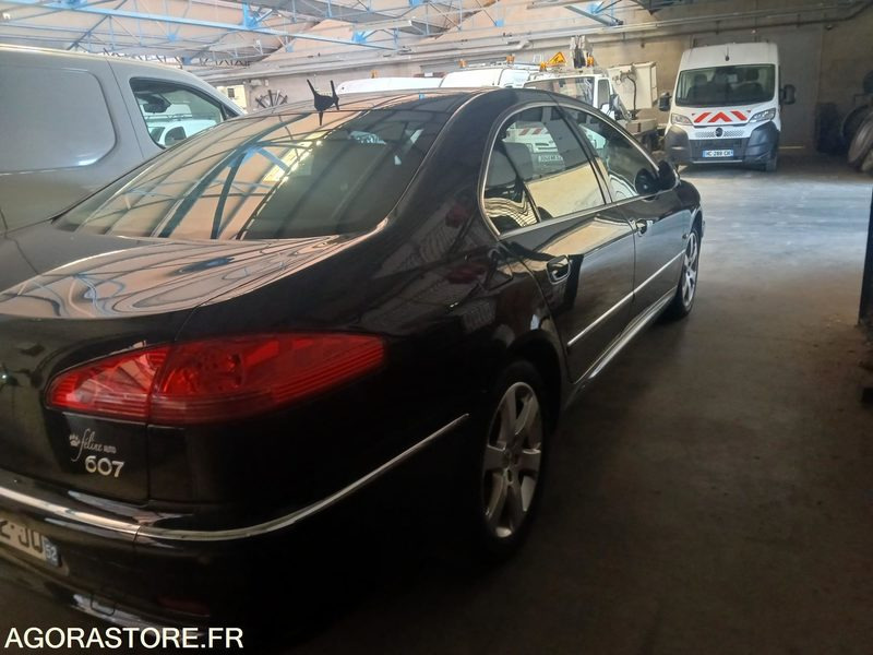 PEUGEOT 607 - Xe hơi: hình 2 PEUGEOT 607 - Xe hơi: hình 2