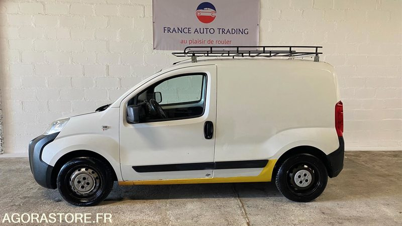 PEUGEOT BIPPER 1.3 HDi FAP BLUE LION 75 CV - 2013 - 214 500km - Xe van nhỏ gọn: hình 2 PEUGEOT BIPPER 1.3 HDi FAP BLUE LION 75 CV - 2013 - 214 500km - Xe van nhỏ gọn: hình 2