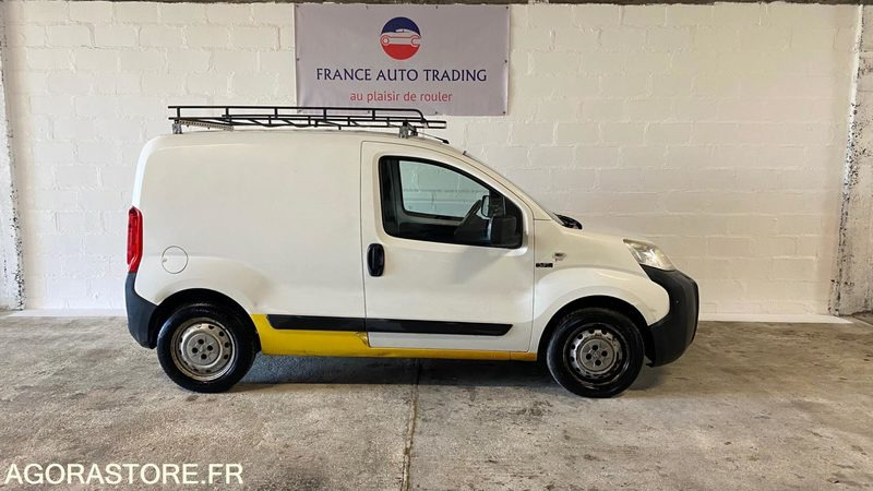 PEUGEOT BIPPER 1.3 HDi FAP BLUE LION 75 CV - 2013 - 214 500km - Xe van nhỏ gọn: hình 1 PEUGEOT BIPPER 1.3 HDi FAP BLUE LION 75 CV - 2013 - 214 500km - Xe van nhỏ gọn: hình 1