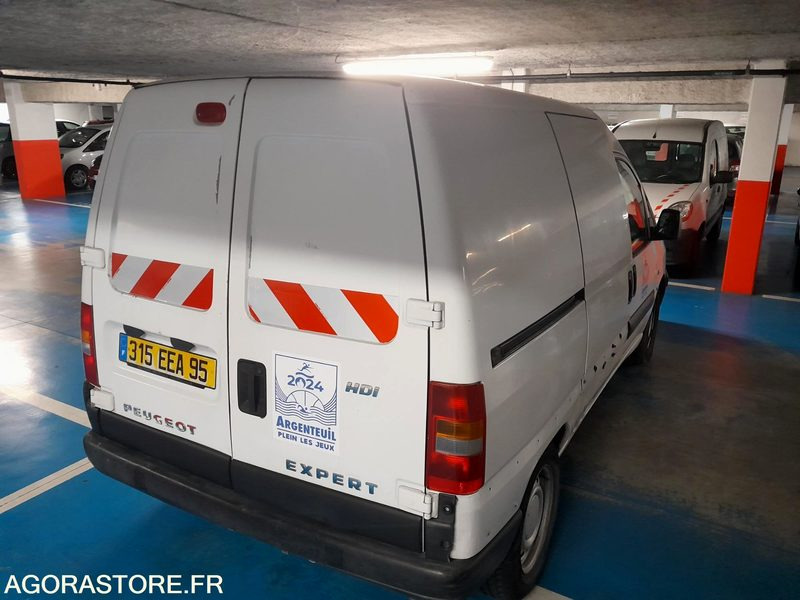 PEUGEOT EXPERT - 2006 - 80778kms - Xe van nhỏ gọn: hình 4 PEUGEOT EXPERT - 2006 - 80778kms - Xe van nhỏ gọn: hình 4