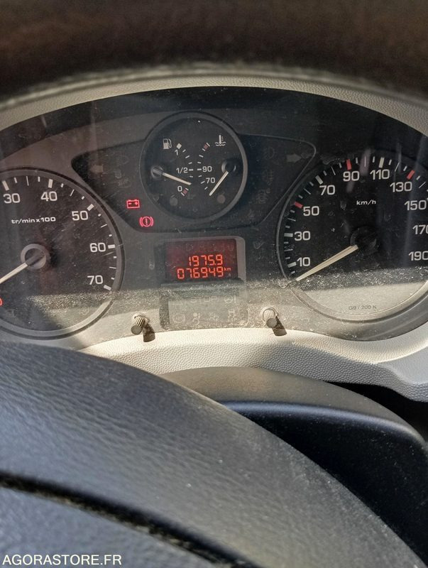 PEUGEOT EXPERT 76949 kms 2007 - Xe van chở hàng: hình 3 PEUGEOT EXPERT 76949 kms 2007 - Xe van chở hàng: hình 3