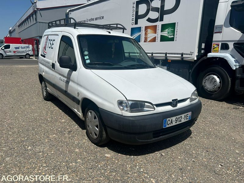 PEUGEOT PARTNER 1.9D 69CV 1999 273780KMS - Xe van nhỏ gọn: hình 2 PEUGEOT PARTNER 1.9D 69CV 1999 273780KMS - Xe van nhỏ gọn: hình 2