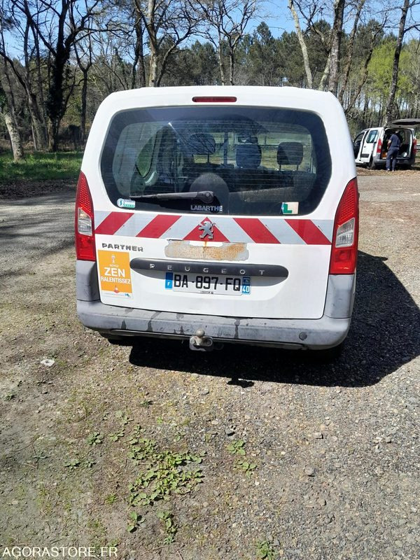 PEUGEOT Partner - 242795km - 2010 - Xe van nhỏ gọn: hình 3 PEUGEOT Partner - 242795km - 2010 - Xe van nhỏ gọn: hình 3