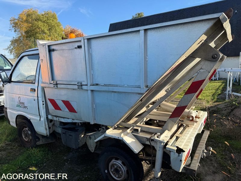 PIAGGIO PORTER - Xe ben nhỏ: hình 3 PIAGGIO PORTER - Xe ben nhỏ: hình 3