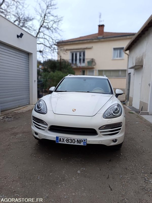PORSCHE CAYENNE 3.6 V6 Tiptronic S 300CH Boîte automatique - 2010 - 148000kms - Xe hơi: hình 3 PORSCHE CAYENNE 3.6 V6 Tiptronic S 300CH Boîte automatique - 2010 - 148000kms - Xe hơi: hình 3