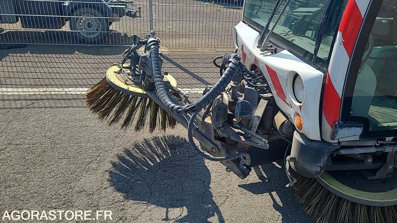 PRO 156 - CITYCAT 2020 - 2010 - Trang thiết bị vườn: hình 5 PRO 156 - CITYCAT 2020 - 2010 - Trang thiết bị vườn: hình 5