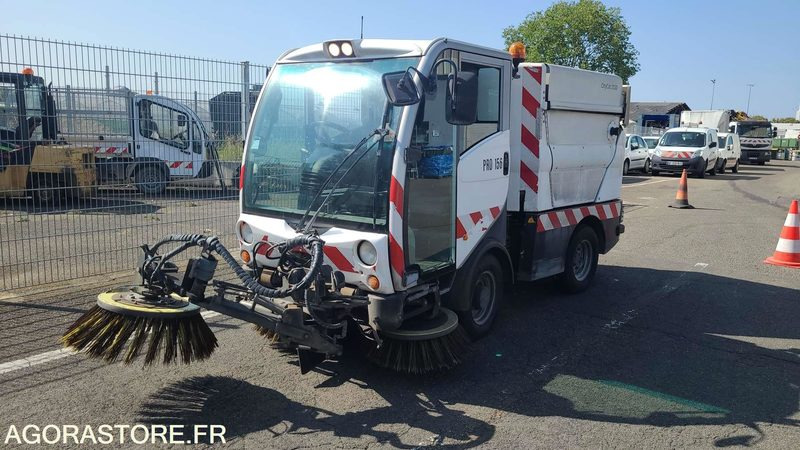 PRO 156 - CITYCAT 2020 - 2010 - Trang thiết bị vườn: hình 2 PRO 156 - CITYCAT 2020 - 2010 - Trang thiết bị vườn: hình 2