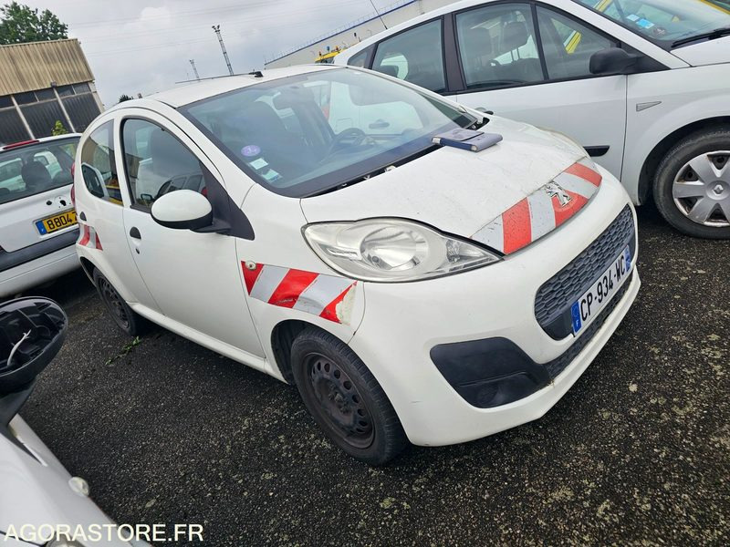 Peugeot 107 - 2013 - 202734km - CP934WC - Xe hơi: hình 2 Peugeot 107 - 2013 - 202734km - CP934WC - Xe hơi: hình 2