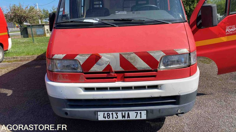 Peugeot - Boxer - 1996 - 80594KMS - 4813WA71 - Xe van chở hàng: hình 2 Peugeot - Boxer - 1996 - 80594KMS - 4813WA71 - Xe van chở hàng: hình 2