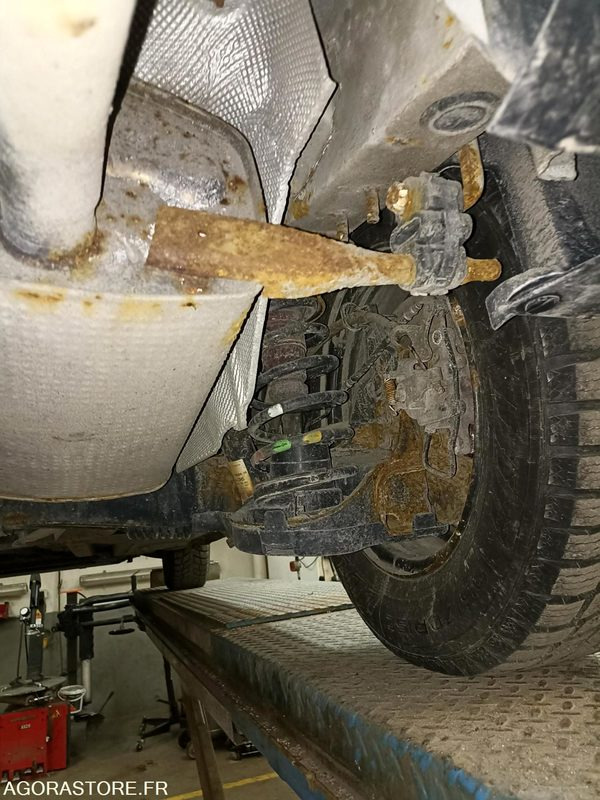 Xe van nhỏ gọn Peugeot Partner (pour pièces): hình 17