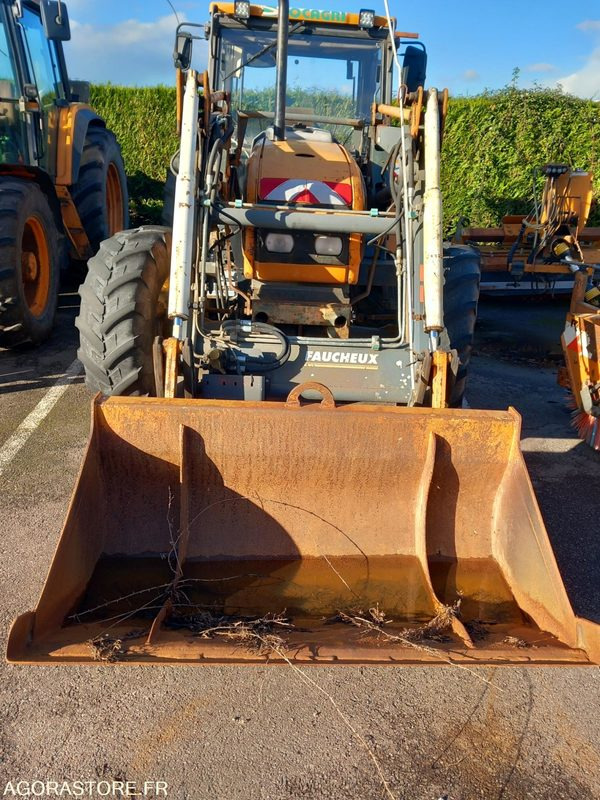 RENAULT CERES 335 AVEC CHARGEUR FAUCHEUX F2 (E2453-E3482) - Máy cày: hình 1 RENAULT CERES 335 AVEC CHARGEUR FAUCHEUX F2 (E2453-E3482) - Máy cày: hình 1