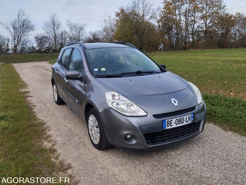 RENAULT CLIO 1.5 DCI - 136000 KILOMETRES - DIESEL - ANNÉE 2010 - Xe wagon: hình 2 RENAULT CLIO 1.5 DCI - 136000 KILOMETRES - DIESEL - ANNÉE 2010 - Xe wagon: hình 2