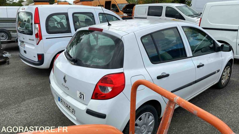 RENAULT CLIO - 2007 - 209285KM - Xe hơi: hình 4 RENAULT CLIO - 2007 - 209285KM - Xe hơi: hình 4
