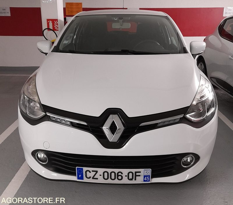RENAULT CLIO IV - ZEN 09E E5 - 83985kms - 2013 - Xe hơi: hình 1 RENAULT CLIO IV - ZEN 09E E5 - 83985kms - 2013 - Xe hơi: hình 1
