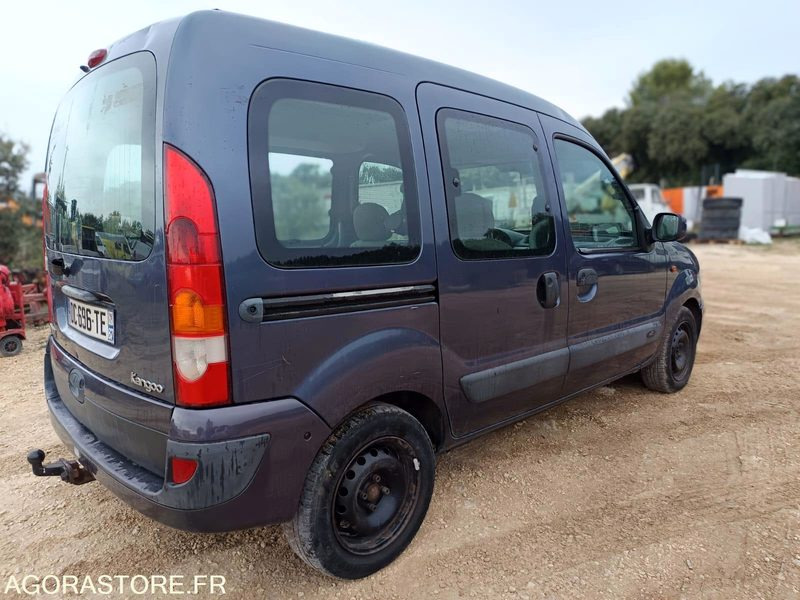 RENAULT KANGOO 1.5 DCI - 2003 - 227000KMS - Xe hơi: hình 2 RENAULT KANGOO 1.5 DCI - 2003 - 227000KMS - Xe hơi: hình 2