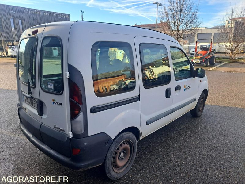 RENAULT KANGOO 157000kms 2000 - Xe van nhỏ gọn: hình 5 RENAULT KANGOO 157000kms 2000 - Xe van nhỏ gọn: hình 5