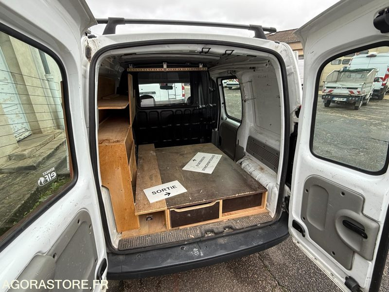 RENAULT KANGOO - 2007 - 87000KM - Xe van nhỏ gọn: hình 3 RENAULT KANGOO - 2007 - 87000KM - Xe van nhỏ gọn: hình 3