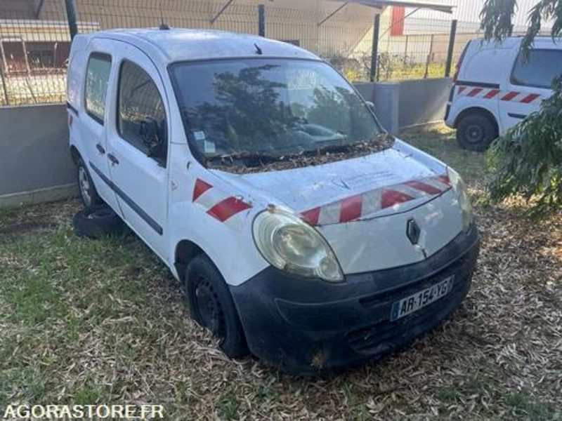 RENAULT KANGOO - 2010 - 278573km - AR154YG - Xe van nhỏ gọn: hình 3 RENAULT KANGOO - 2010 - 278573km - AR154YG - Xe van nhỏ gọn: hình 3