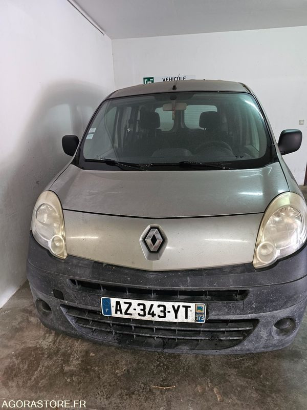 RENAULT KANGOO 2010 - Xe van nhỏ gọn: hình 3 RENAULT KANGOO 2010 - Xe van nhỏ gọn: hình 3