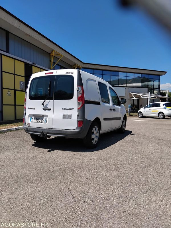 RENAULT KANGOO II Express (VU) 1.5 dci FAP 75CV_CY-188-ZP - Xe van nhỏ gọn: hình 4 RENAULT KANGOO II Express (VU) 1.5 dci FAP 75CV_CY-188-ZP - Xe van nhỏ gọn: hình 4