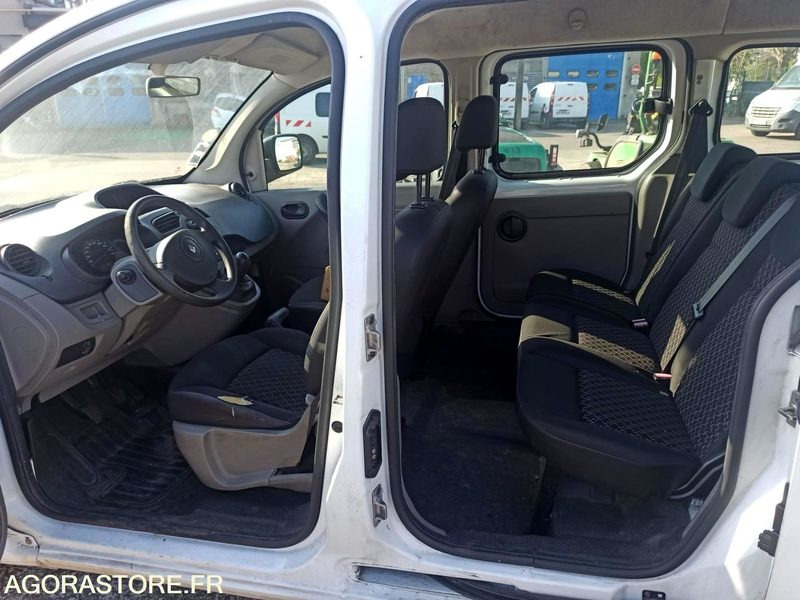 RENAULT - Kangoo- année 2010- 96000 kms - Diesel - Xe hơi: hình 5 RENAULT - Kangoo- année 2010- 96000 kms - Diesel - Xe hơi: hình 5