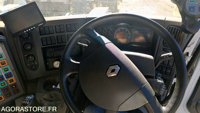 RENAULT MAJOR SCARAB - 2007 - 4730h - Xe quét đường: hình 5 RENAULT MAJOR SCARAB - 2007 - 4730h - Xe quét đường: hình 5