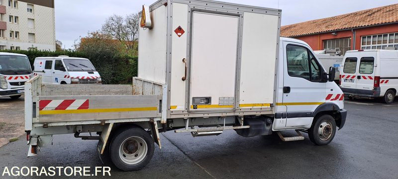 RENAULT MASCOTT PLATEAU ET CELLULE ATELIER - 213216km - 2001 - Xe ben nhỏ: hình 3 RENAULT MASCOTT PLATEAU ET CELLULE ATELIER - 213216km - 2001 - Xe ben nhỏ: hình 3