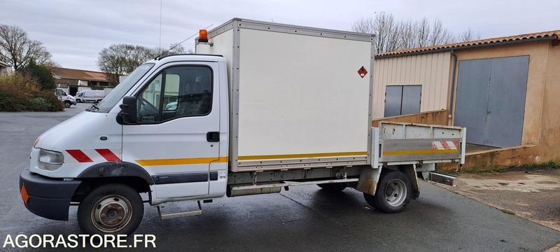 RENAULT MASCOTT PLATEAU ET CELLULE ATELIER - 213216km - 2001 - Xe ben nhỏ: hình 2 RENAULT MASCOTT PLATEAU ET CELLULE ATELIER - 213216km - 2001 - Xe ben nhỏ: hình 2