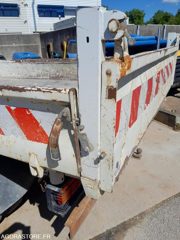 RENAULT MASTER BENNE 3.5 T DF-809-MJ - Xe ben nhỏ: hình 4 RENAULT MASTER BENNE 3.5 T DF-809-MJ - Xe ben nhỏ: hình 4