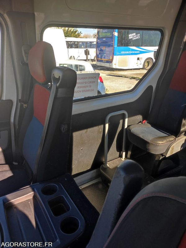 Xe buýt trường học RENAULT MASTER N°167038: hình 6