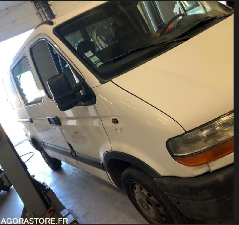 Xe van chở hàng RENAULT MASTER: hình 1