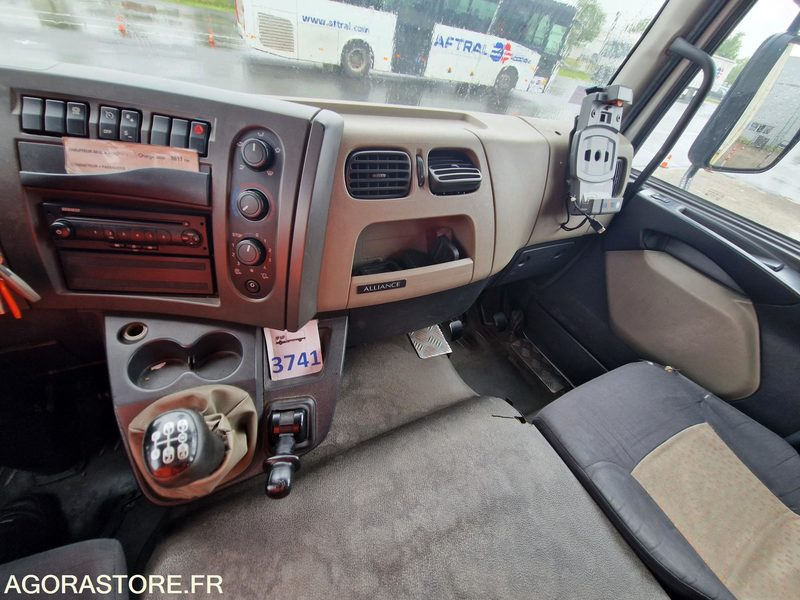 RENAULT Midlum 3741 - EB-274-PG - 379138KMS - Xe tải thùng mui bạt: hình 5 RENAULT Midlum 3741 - EB-274-PG - 379138KMS - Xe tải thùng mui bạt: hình 5