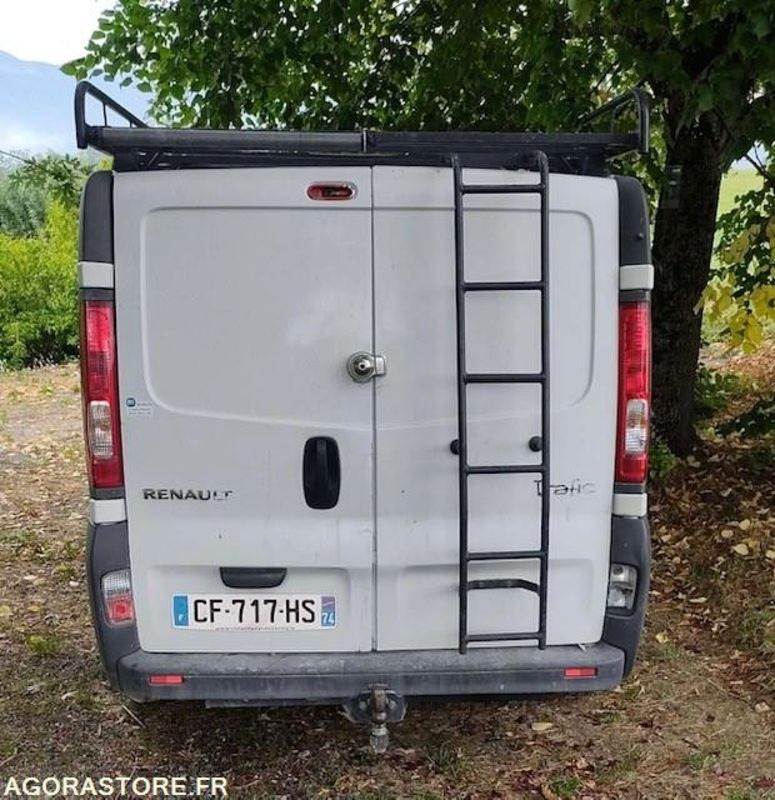 RENAULT TRAFIC 115CV 2012 215000 KM - Xe van chở hàng: hình 3 RENAULT TRAFIC 115CV 2012 215000 KM - Xe van chở hàng: hình 3