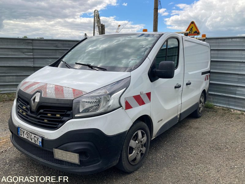 RENAULT TRAFIC - 2015 / 227603 KM (DY-974-GY) (MVU228) - Xe van chở hàng: hình 1 RENAULT TRAFIC - 2015 / 227603 KM (DY-974-GY) (MVU228) - Xe van chở hàng: hình 1