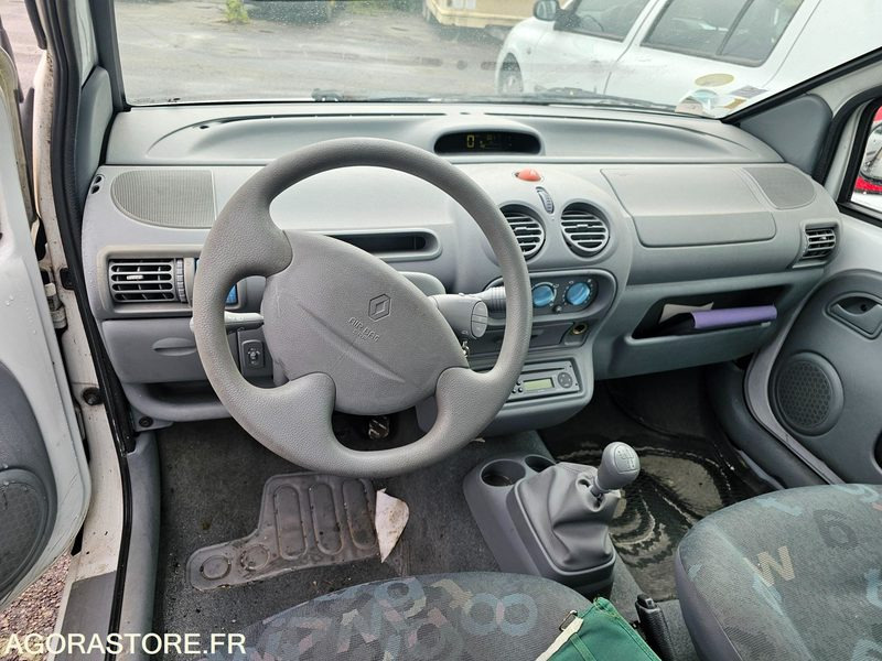 RENAULT TWINGO - 2006 - 151461km - 4148YQ76 - Xe hơi: hình 5 RENAULT TWINGO - 2006 - 151461km - 4148YQ76 - Xe hơi: hình 5
