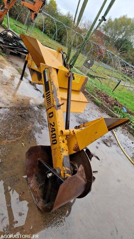 ROTOTRANCHEUSES AGRAM - Máy xúc trước múc sau: hình 3 ROTOTRANCHEUSES AGRAM - Máy xúc trước múc sau: hình 3