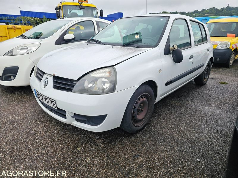 Renault Clio - 2006 - 287765km - 8472YD76 - Xe hơi: hình 1 Renault Clio - 2006 - 287765km - 8472YD76 - Xe hơi: hình 1