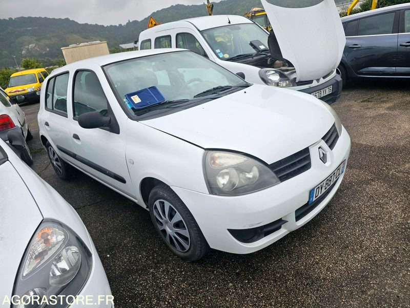 Renault Clio - 2007 - 237145km - DY887CL - Xe hơi: hình 2 Renault Clio - 2007 - 237145km - DY887CL - Xe hơi: hình 2