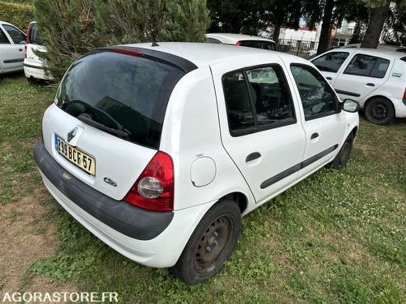 Renault Clio - 299BCF57 - Xe hơi: hình 3 Renault Clio - 299BCF57 - Xe hơi: hình 3