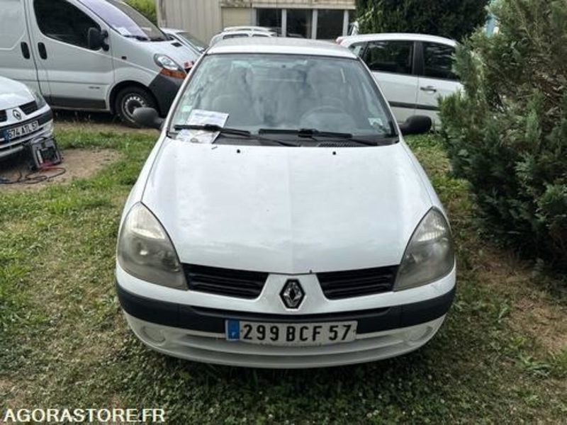 Renault Clio - 299BCF57 - Xe hơi: hình 1 Renault Clio - 299BCF57 - Xe hơi: hình 1