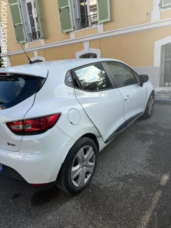 Renault Clio 4 56017 kms 2014 - Xe hơi: hình 5 Renault Clio 4 56017 kms 2014 - Xe hơi: hình 5